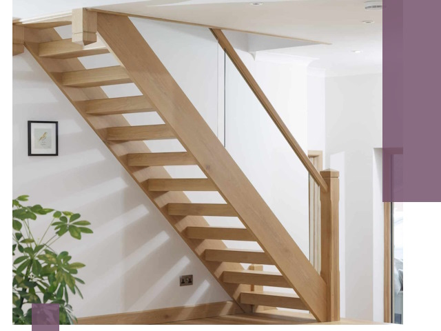 Изготовление деревянных лестниц под ключ в Вятских Поляне для дома