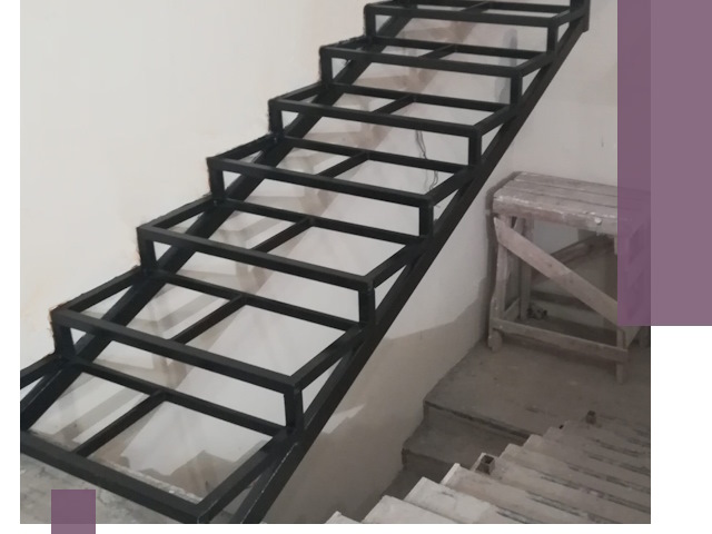 Демонтаж лестниц на металлокаркасе в Вятских Поляне: быстрый вывоз и разбор